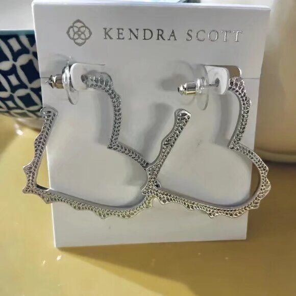 Kendra Scott Stud Earrings - Picture 4 of 7